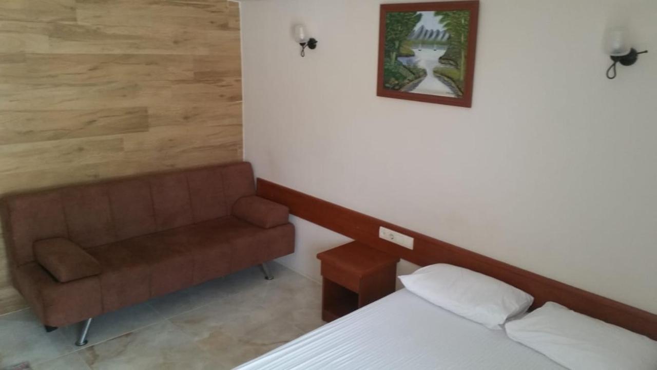 Haciely Thermal Gazde/Camere de închiriat