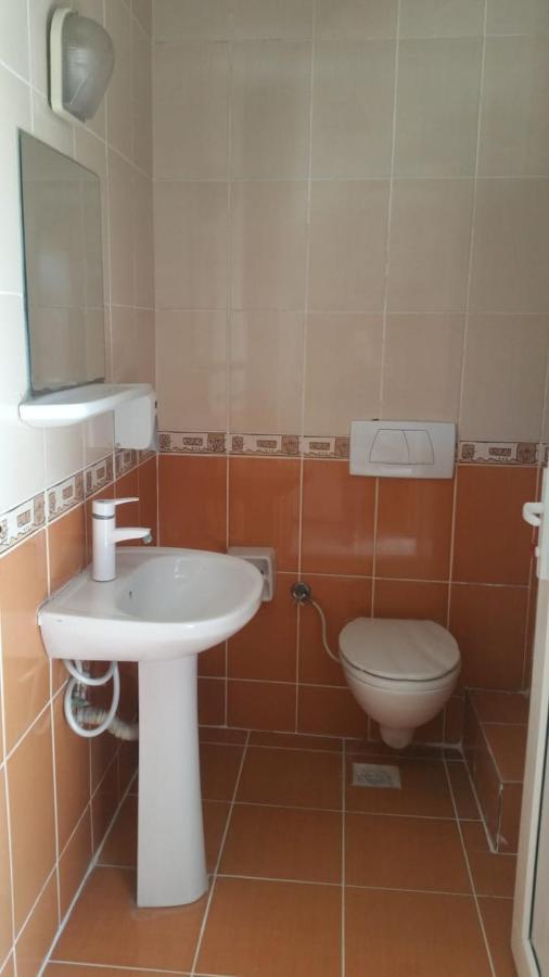 Haciely Thermal Gazde/Camere de închiriat