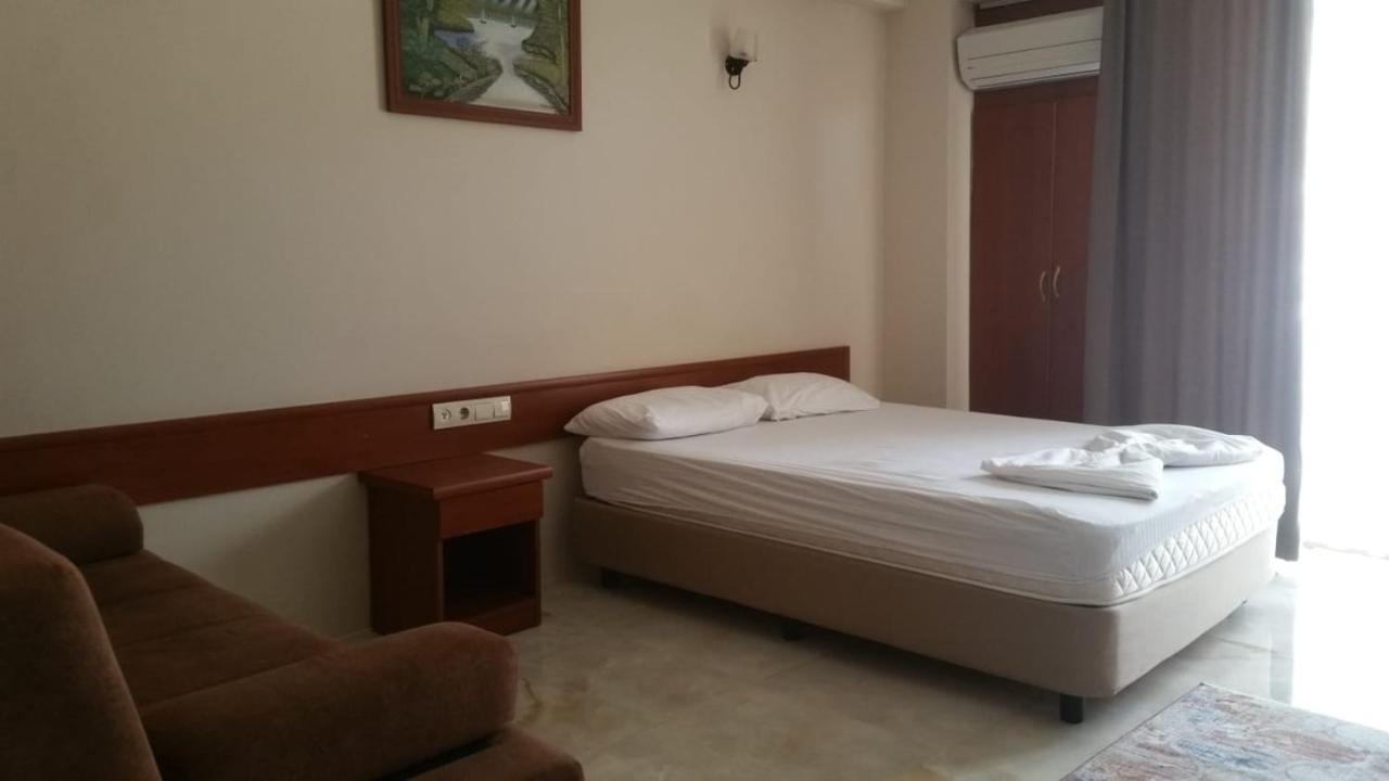 Haciely Thermal Gazde/Camere de închiriat